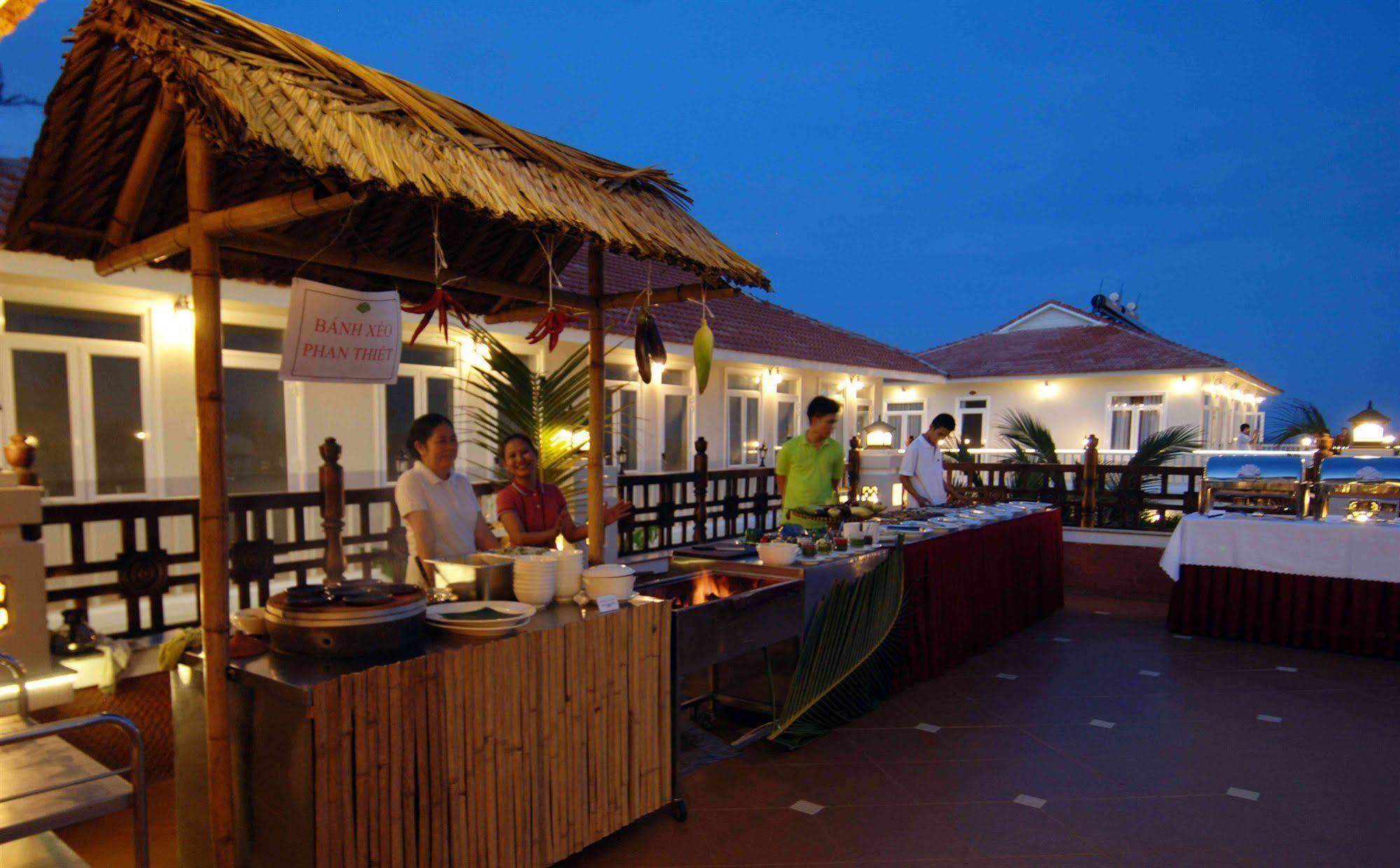 Saigon Emerald Beach Resort Phan Thiết Buitenkant foto