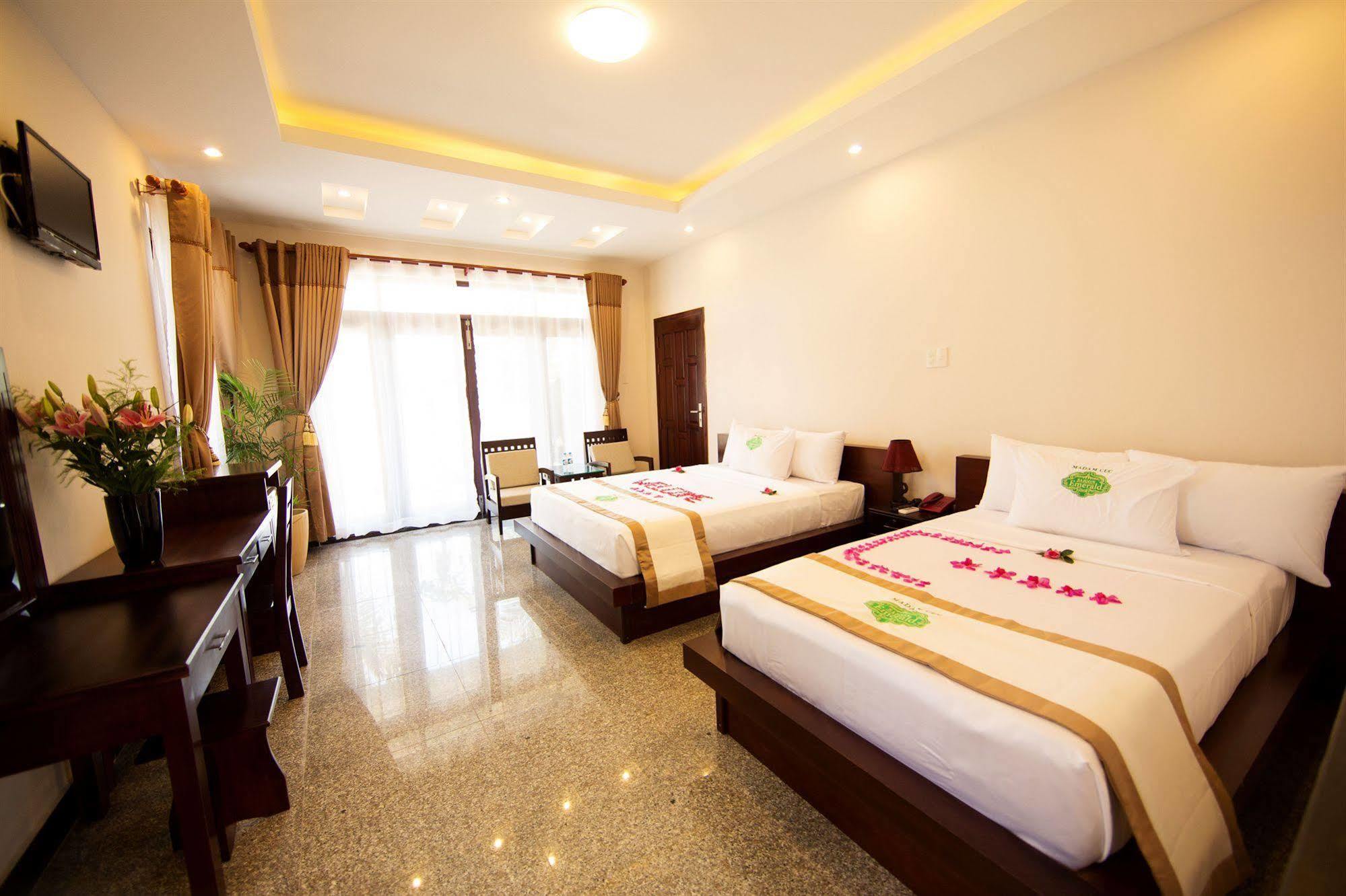 Saigon Emerald Beach Resort Phan Thiết Buitenkant foto