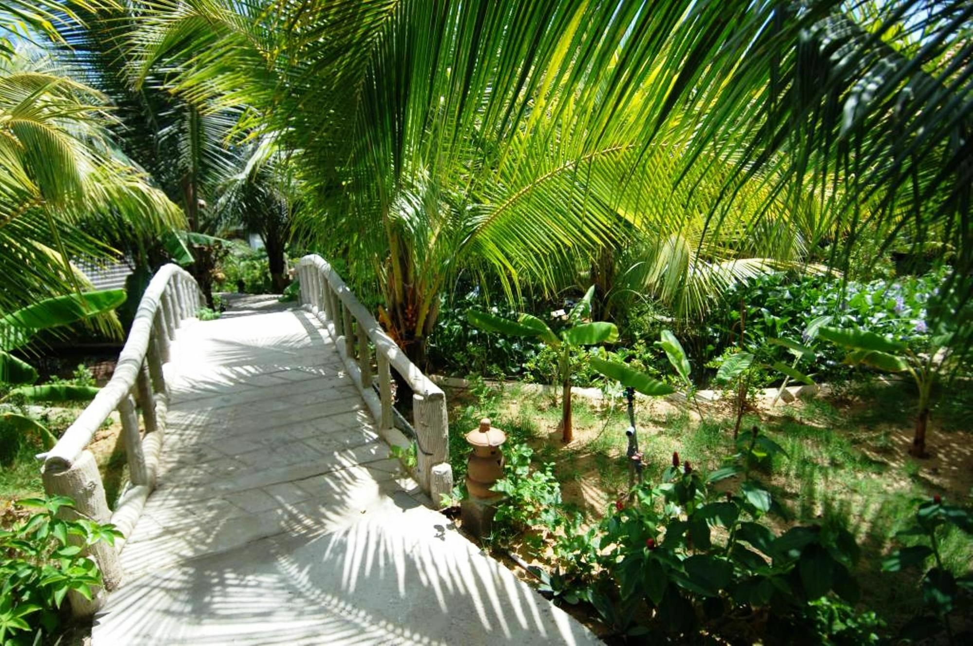 Saigon Emerald Beach Resort Phan Thiết Buitenkant foto