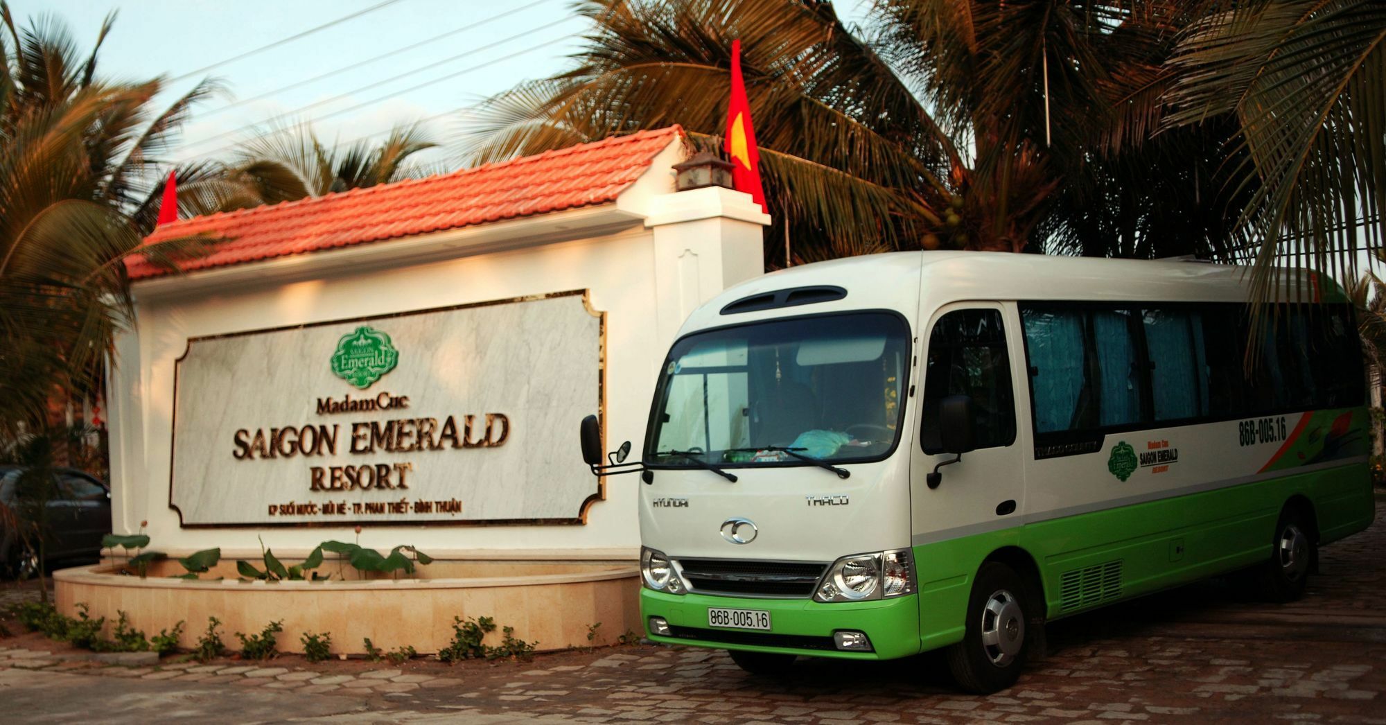 Saigon Emerald Beach Resort Phan Thiết Buitenkant foto